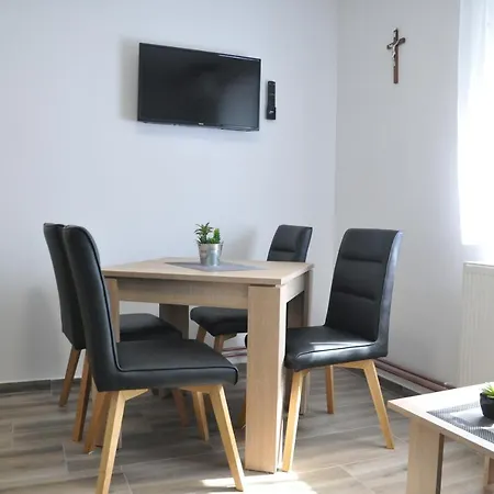 Apartmani Ana Vukovar Exterior foto