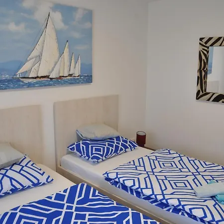 Apartmani Ana Vukovar Exterior foto