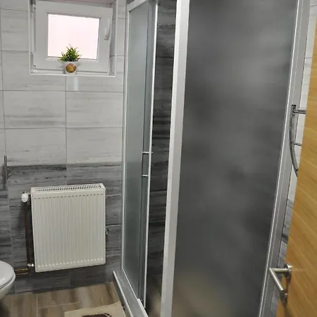Apartmani Ana Vukovar Exterior foto